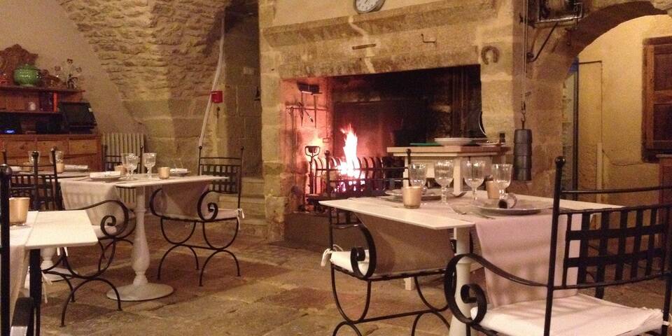 restaurant