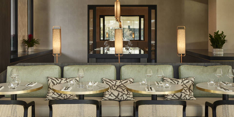 restaurant
