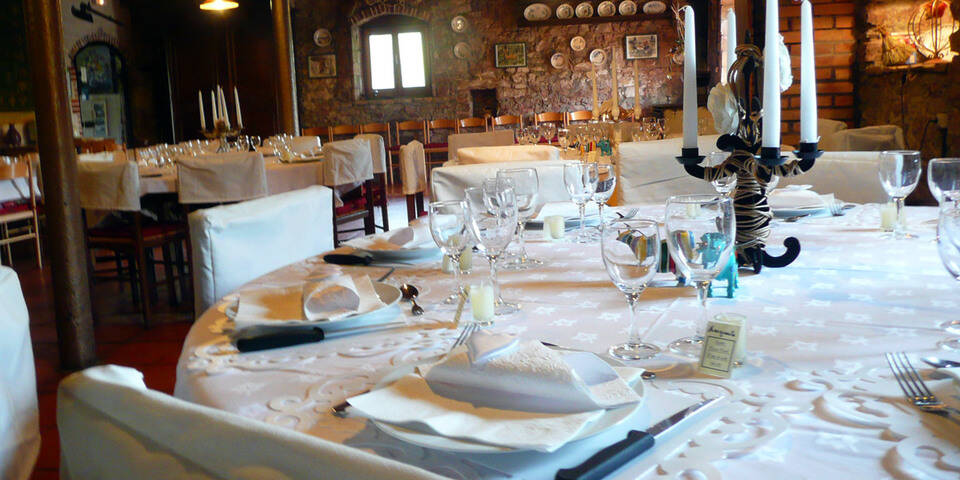 restaurant