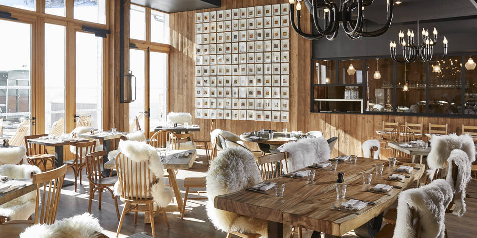 restaurant