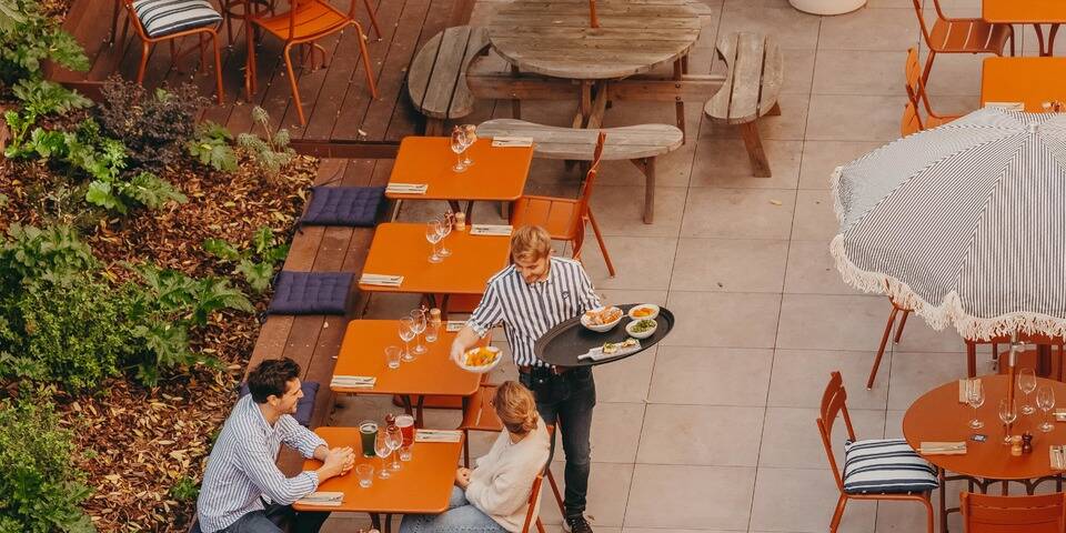 restaurant
