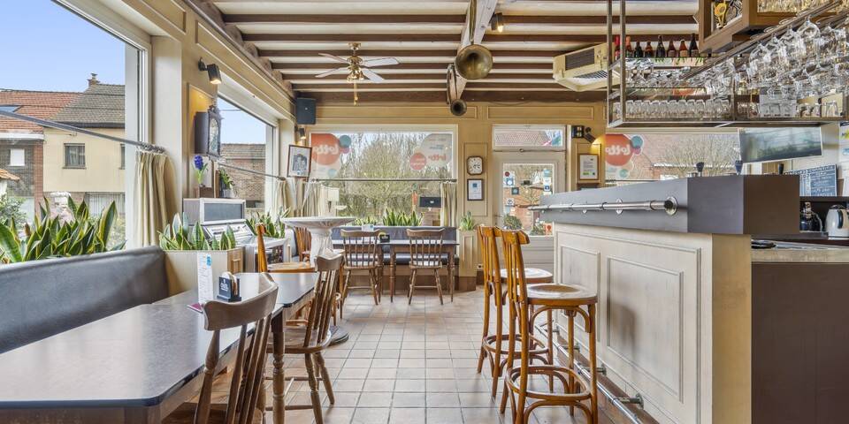 restaurant