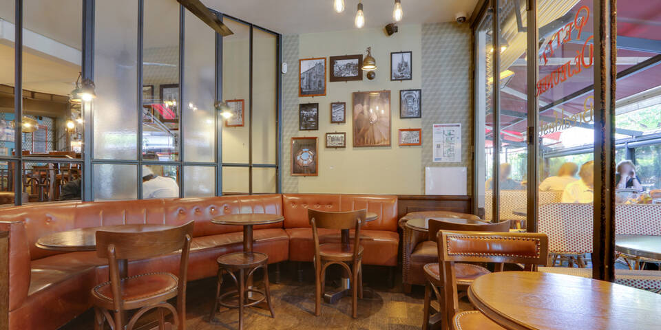 restaurant