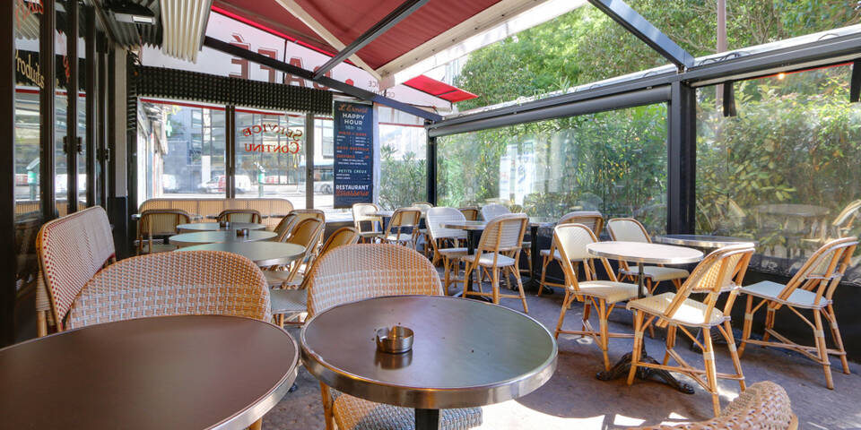 restaurant