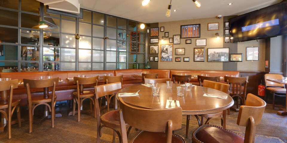 restaurant