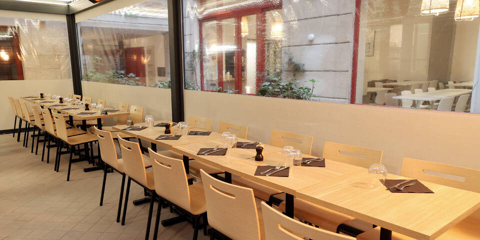 restaurant