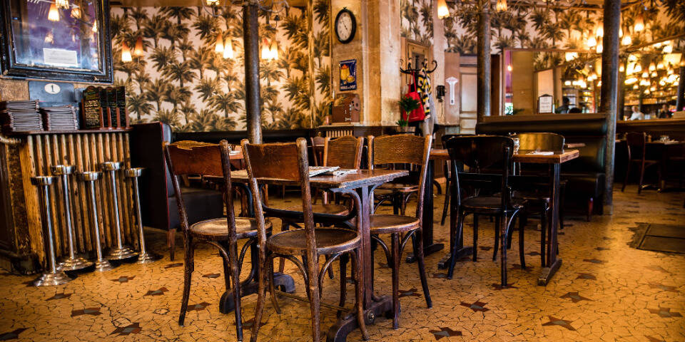 restaurant