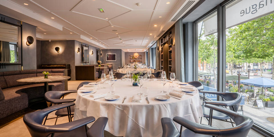 restaurant