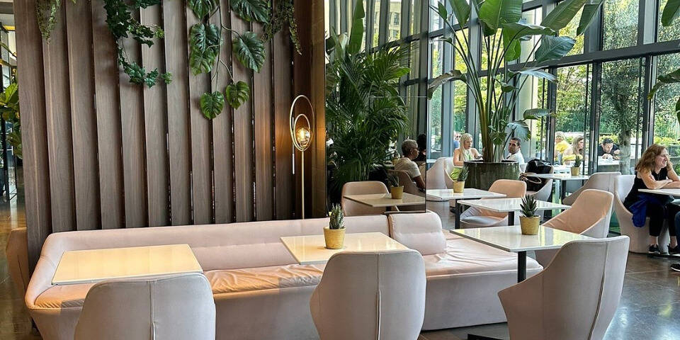 restaurant