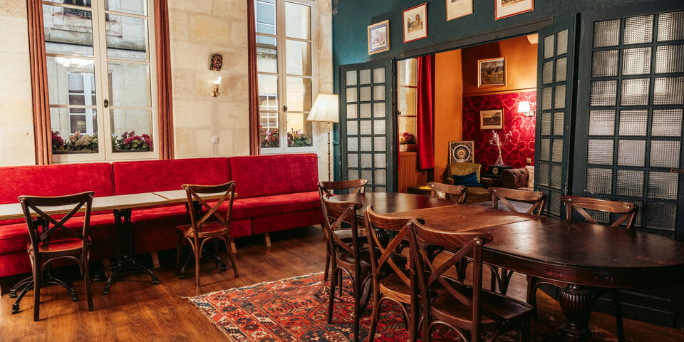 restaurant