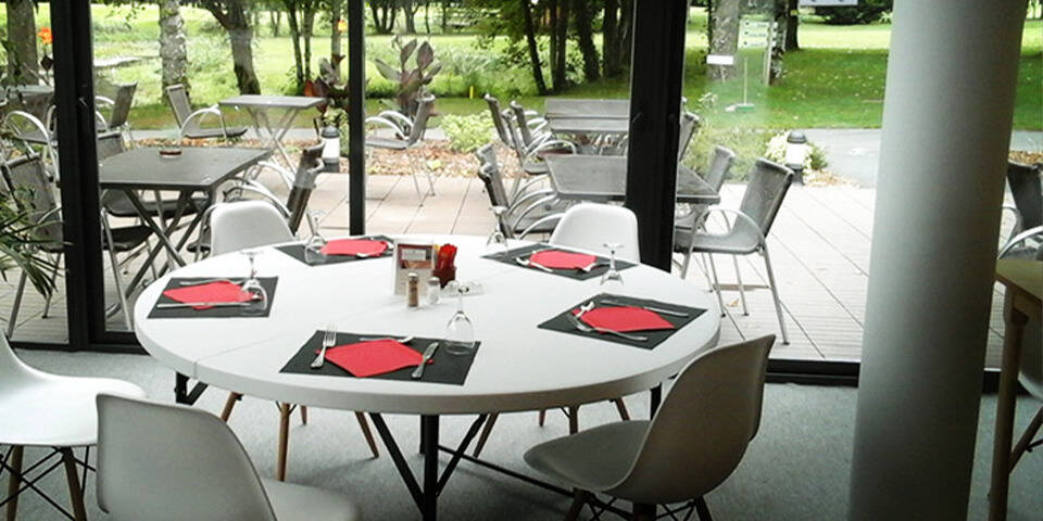 restaurant