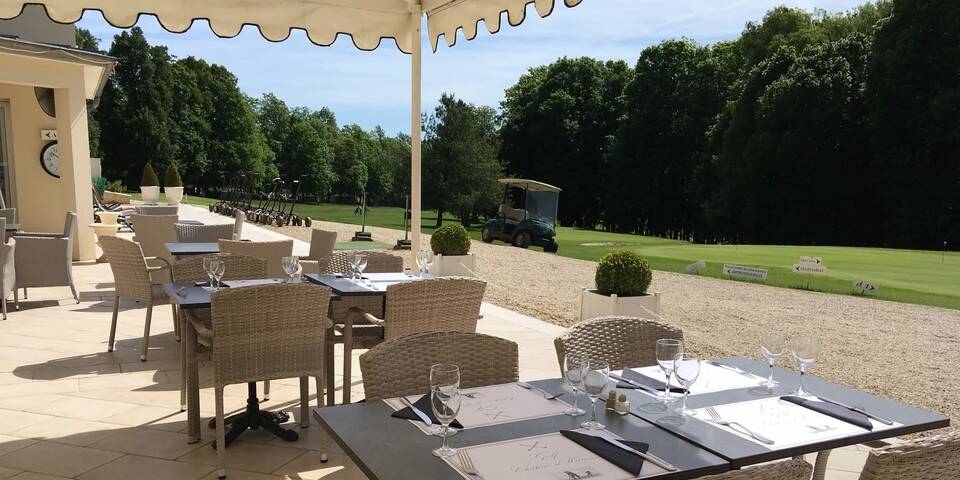restaurant