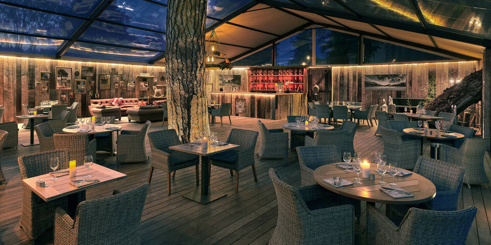 restaurant