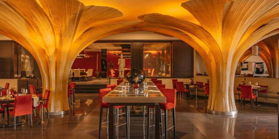 restaurant