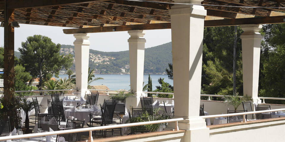 restaurant
