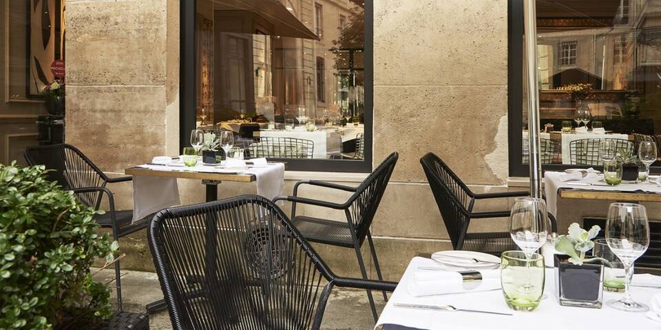 restaurant