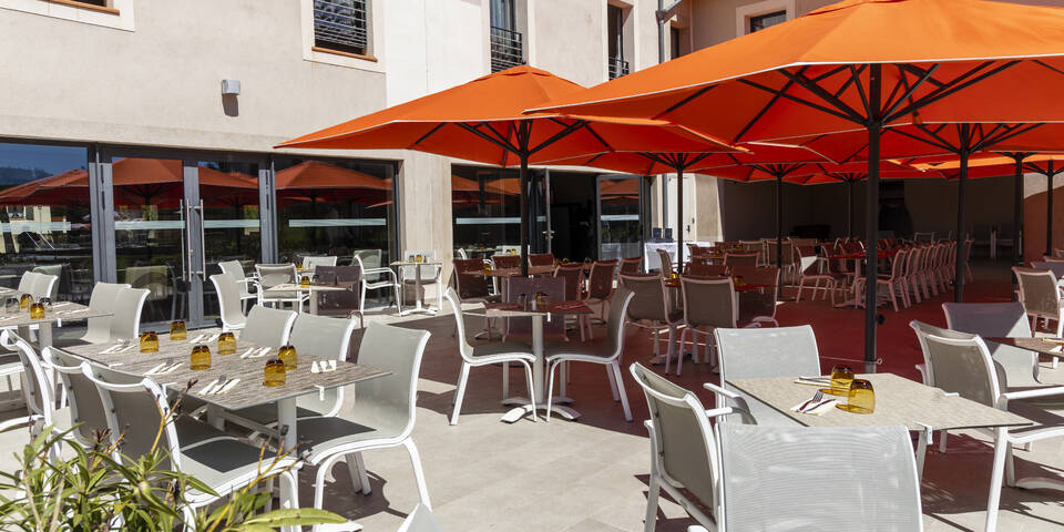 restaurant