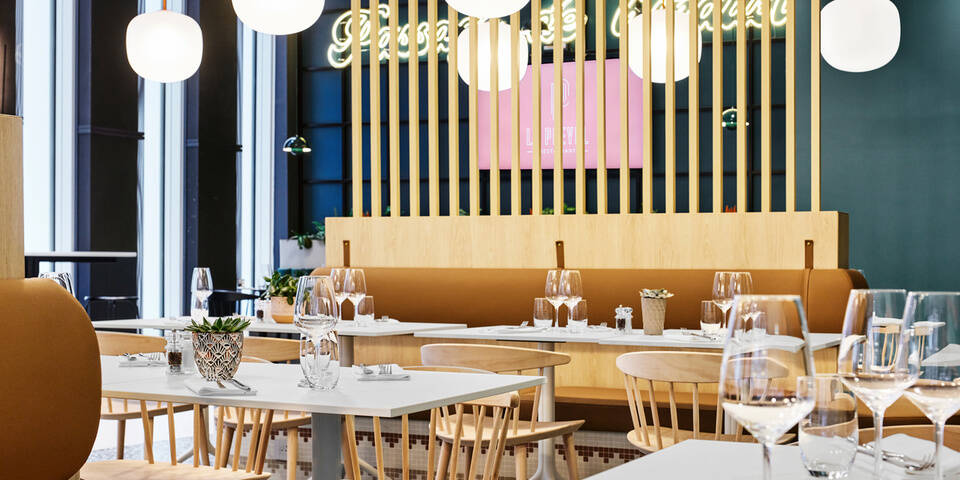 restaurant
