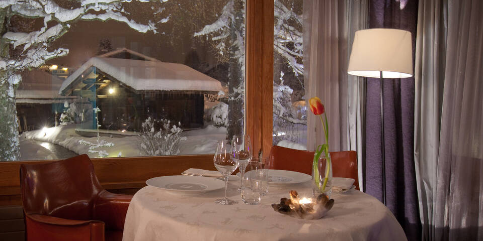 restaurant