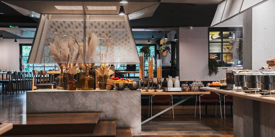 restaurant