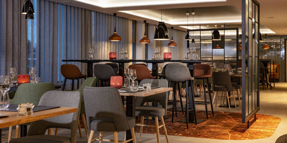 restaurant