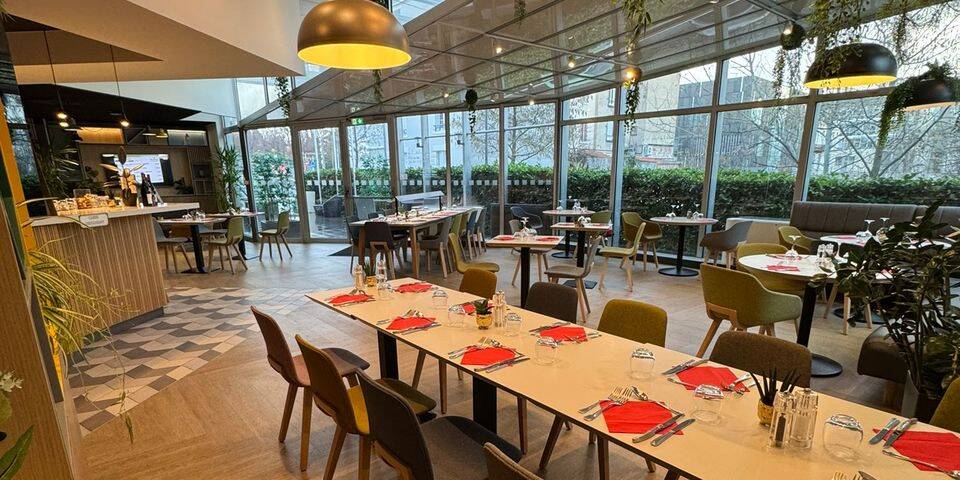 restaurant