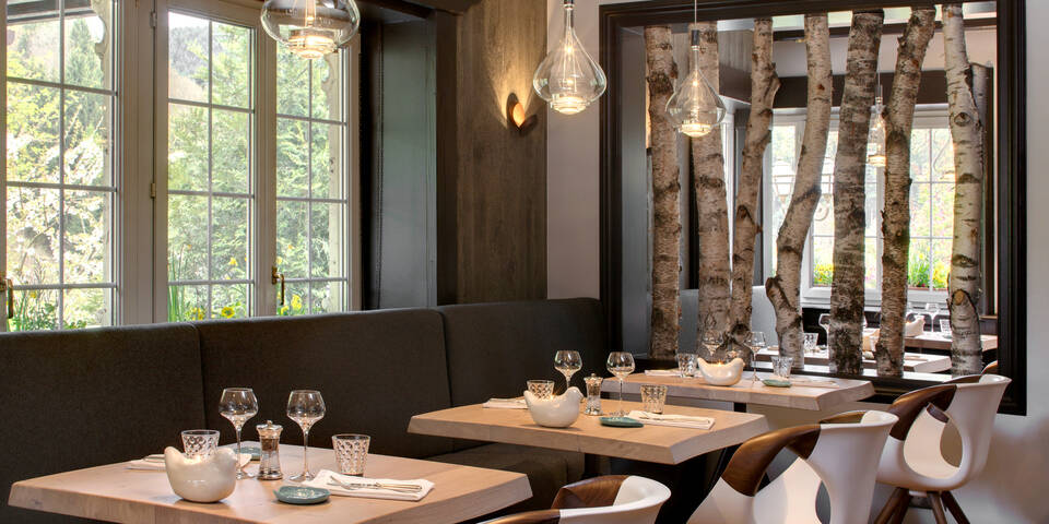 restaurant