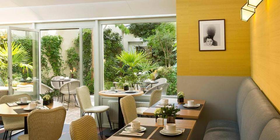 restaurant