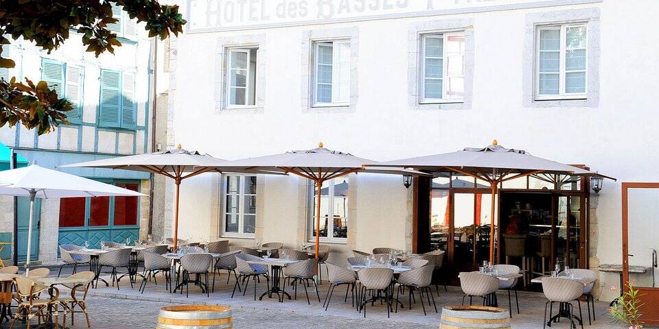 restaurant