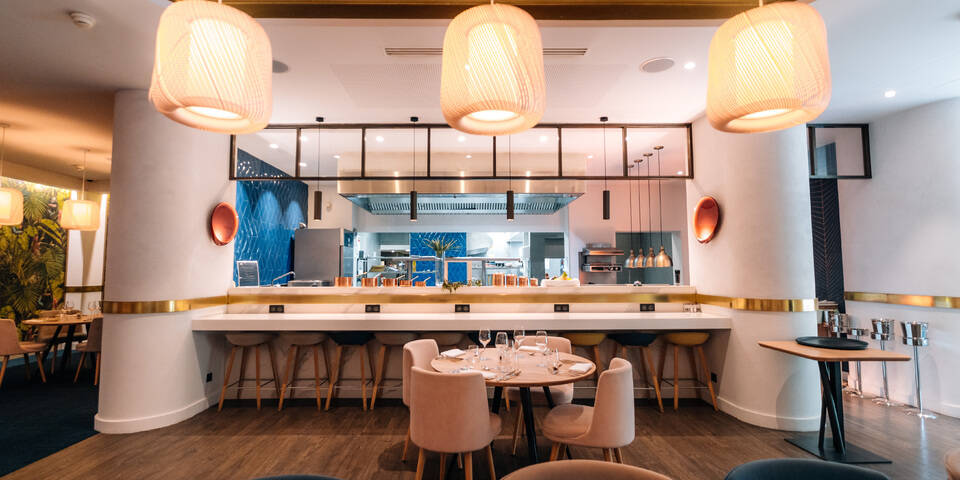 restaurant