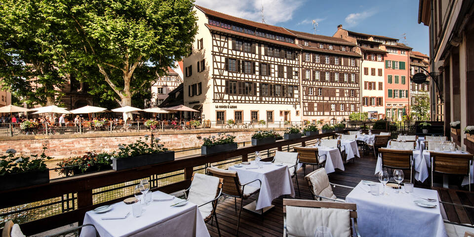 restaurant