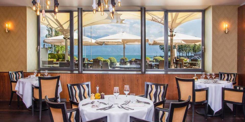 restaurant