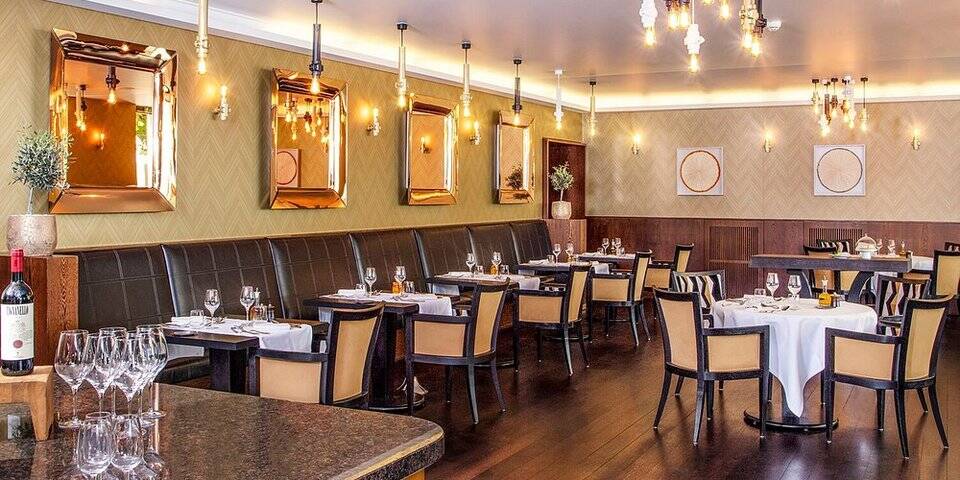 restaurant