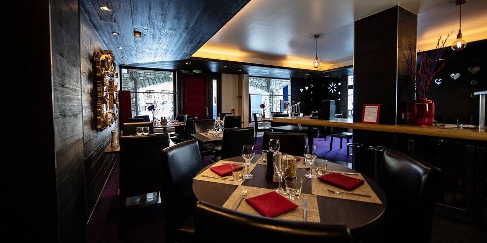 restaurant