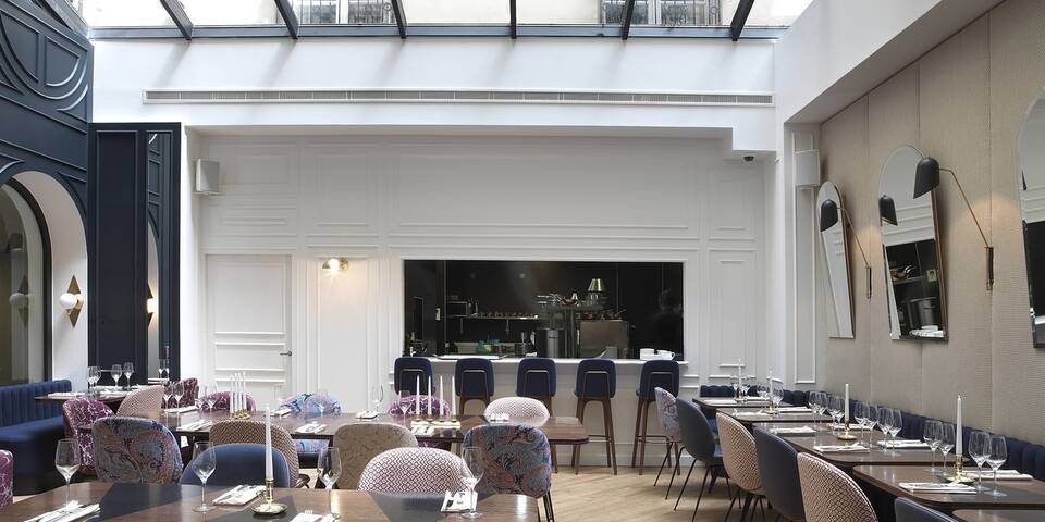 restaurant