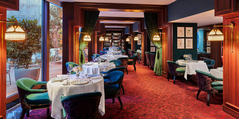 restaurant