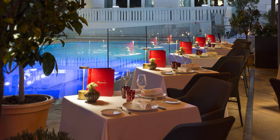 restaurant