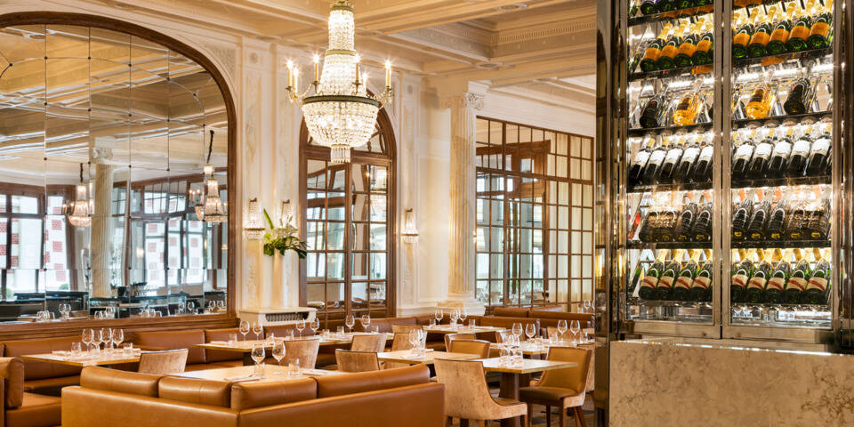 restaurant