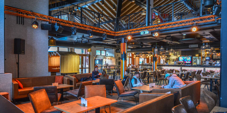 restaurant