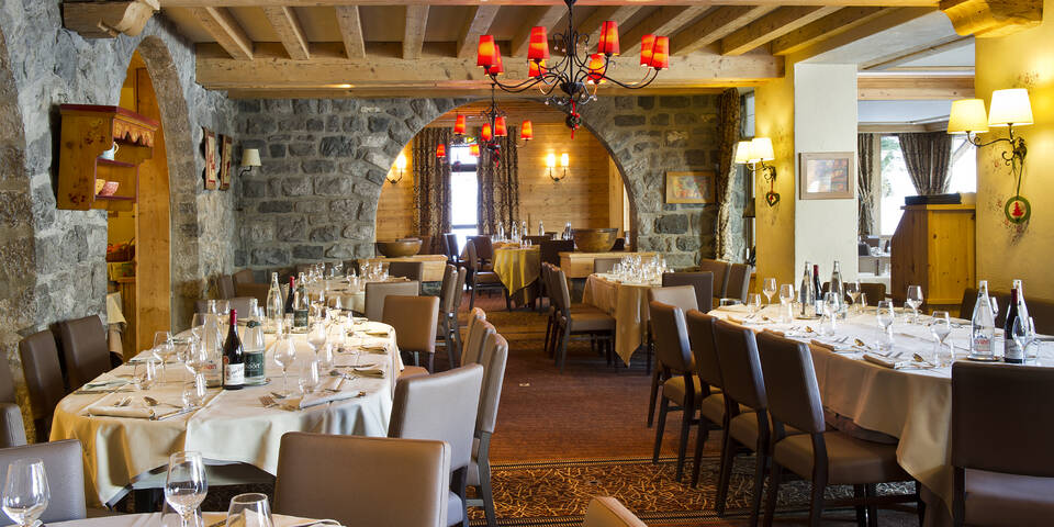 restaurant