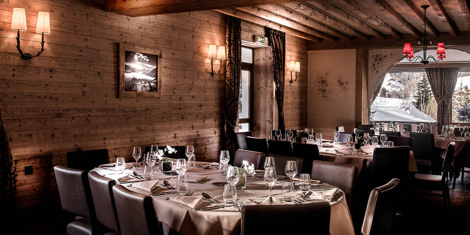 restaurant
