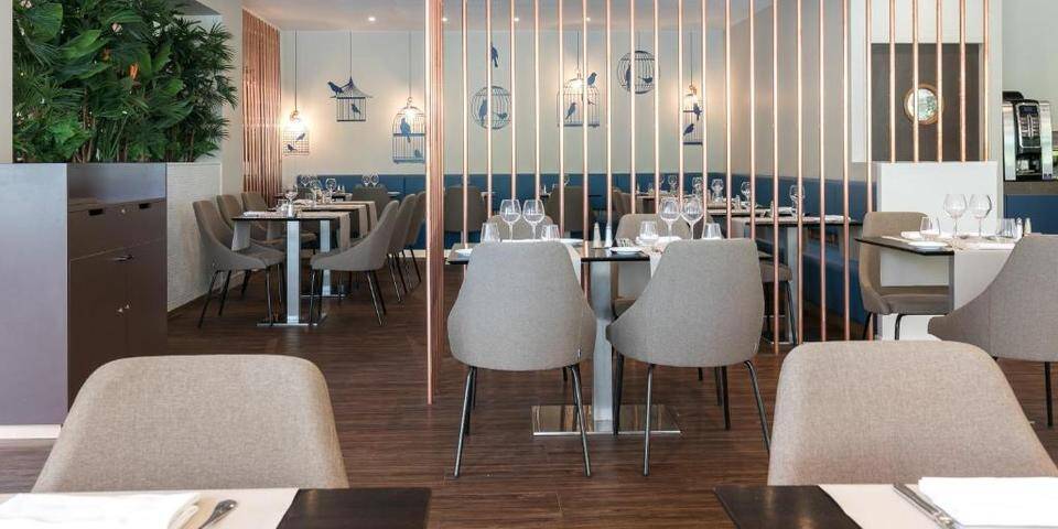 restaurant