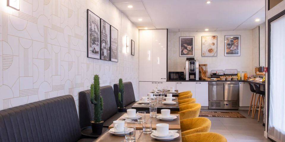 restaurant