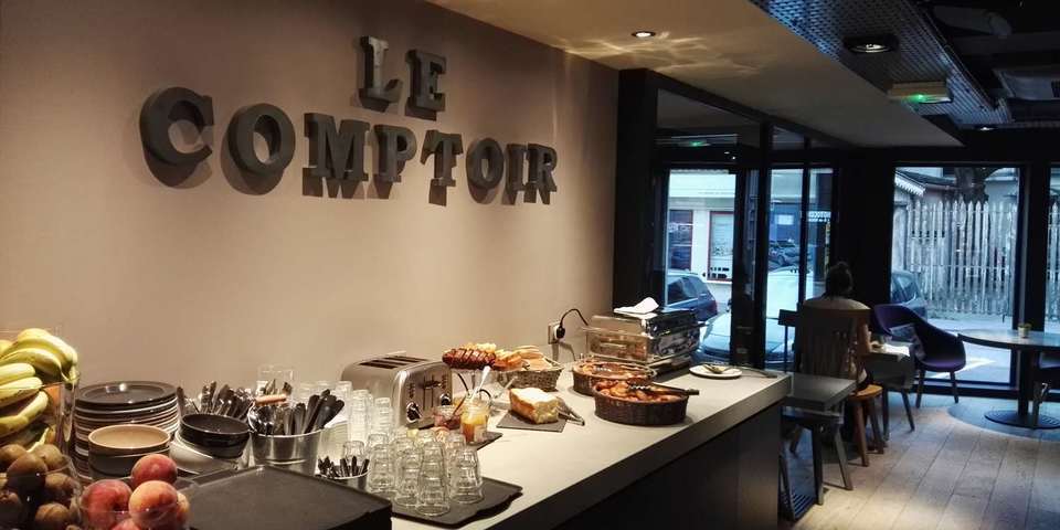 restaurant