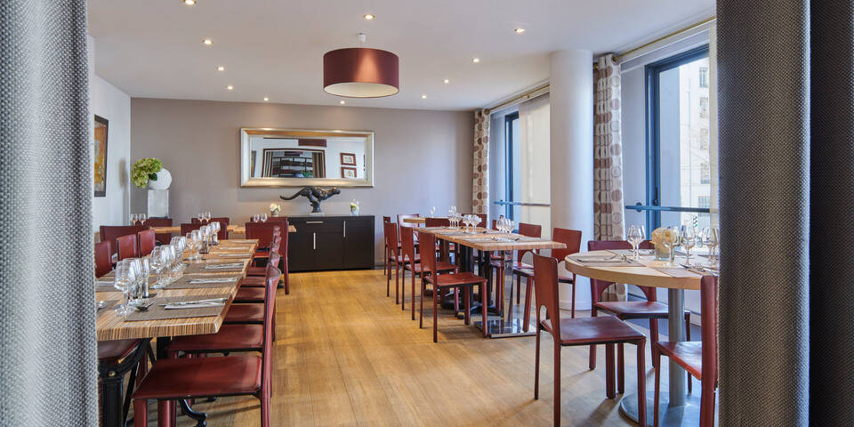 restaurant