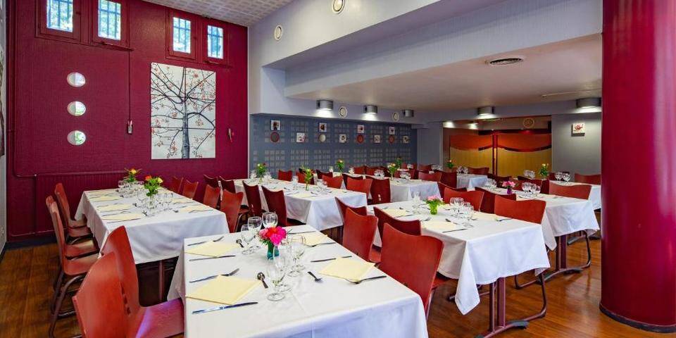 restaurant