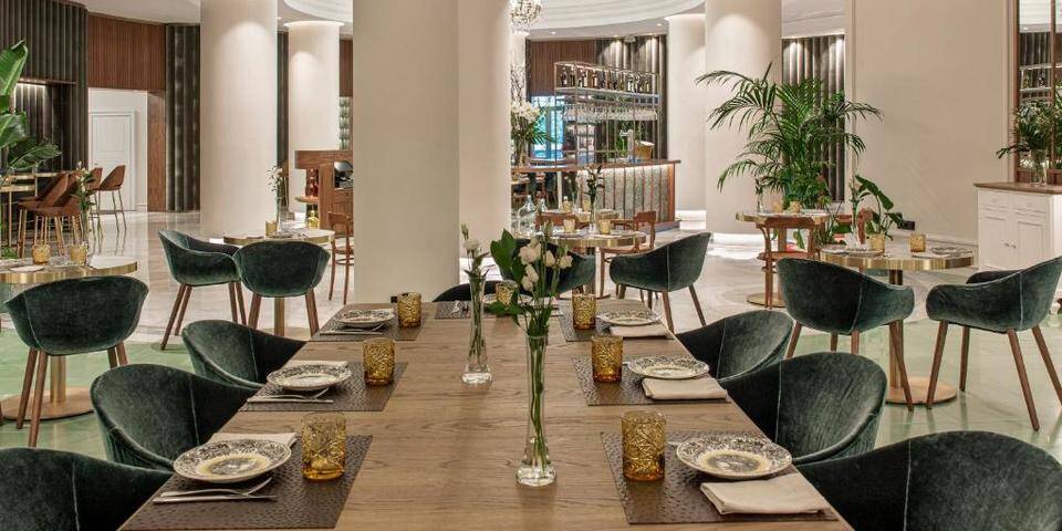 restaurant