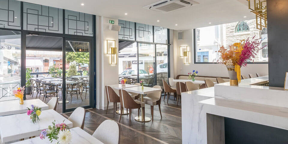 restaurant