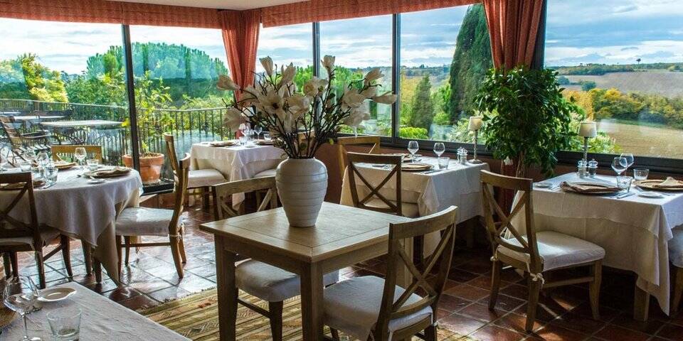 restaurant