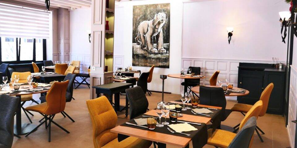 restaurant